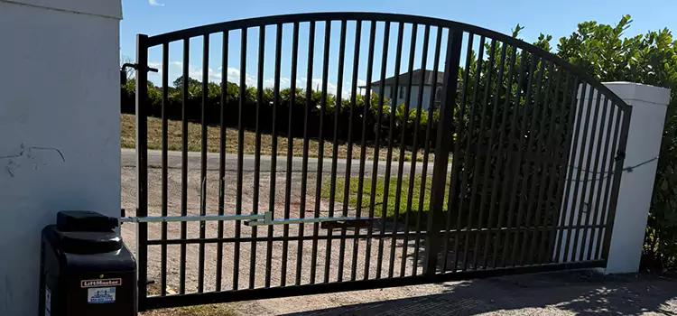 Driveway Fence Repair Sherman