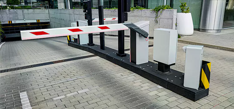 Custom Gate Design & Integration Sherman